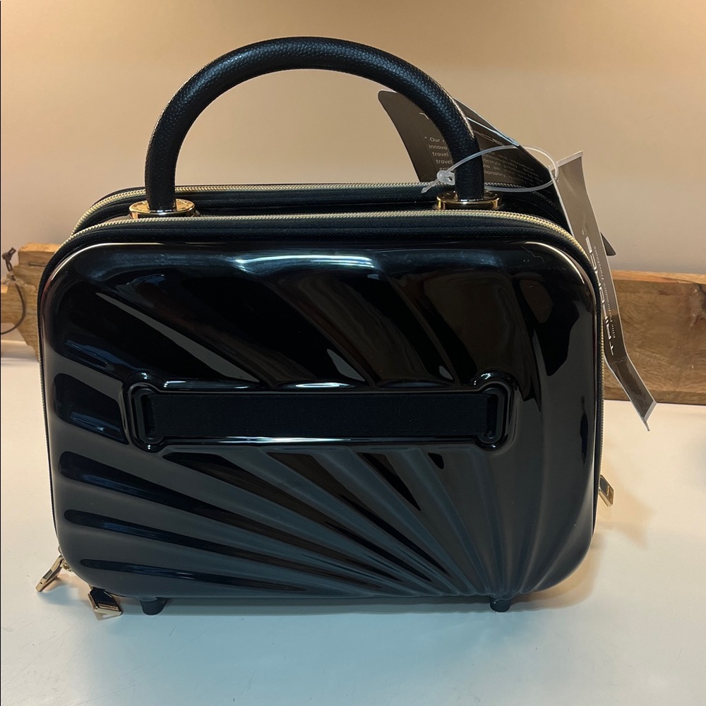 Triforce Elegant Black Travel Bag